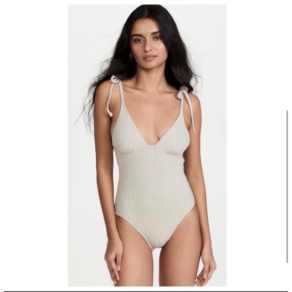 Solid & Striped Metallic Ribbed One Piece Swimsuit Champagne Silver Size M